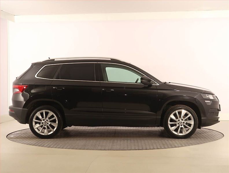 Škoda Karoq (2021) Style 2.0 TDI, Serv.kniha - fotka 6 z 25