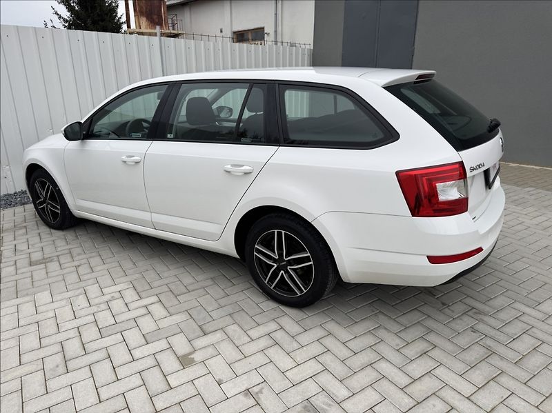 Škoda Octavia 1,6 TDI 81kW 2.maj. původ ČR - fotka 10 z 50