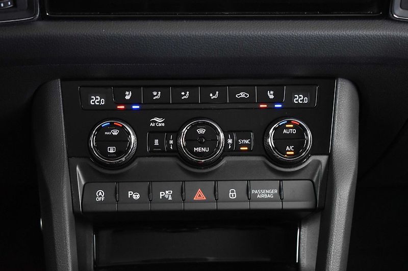 Škoda Kodiaq TDI 147kW L&K*TAŽNÉ*WEBASTO*ČR - fotka 27 z 52