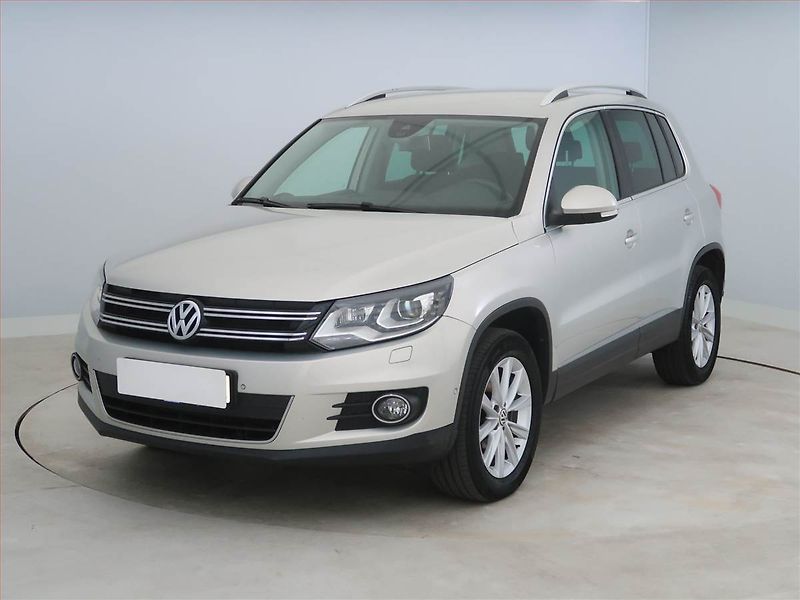 Volkswagen Tiguan (2015) 2.0 TDI, 4X4, Automat - fotka 2 z 17