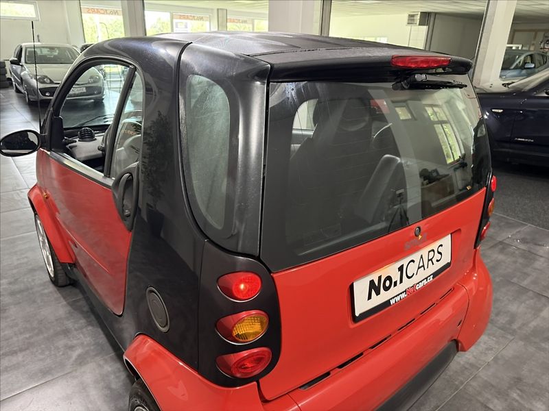 Smart Fortwo 0,6   i PURE ALU TOP STAV - fotka 22 z 29