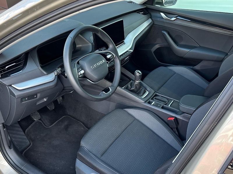 Škoda Octavia Selection - fotka 6 z 24