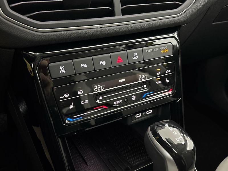 Volkswagen T-Cross (2026) SUV - fotka 19 z 27