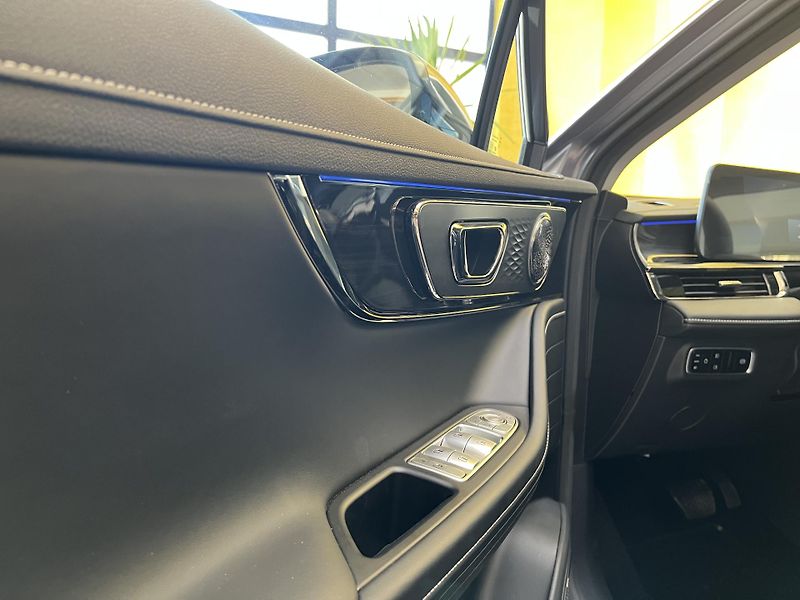 Omoda 5 (2025) 1.6 TGDI PREMIUM - fotka 11 z 15