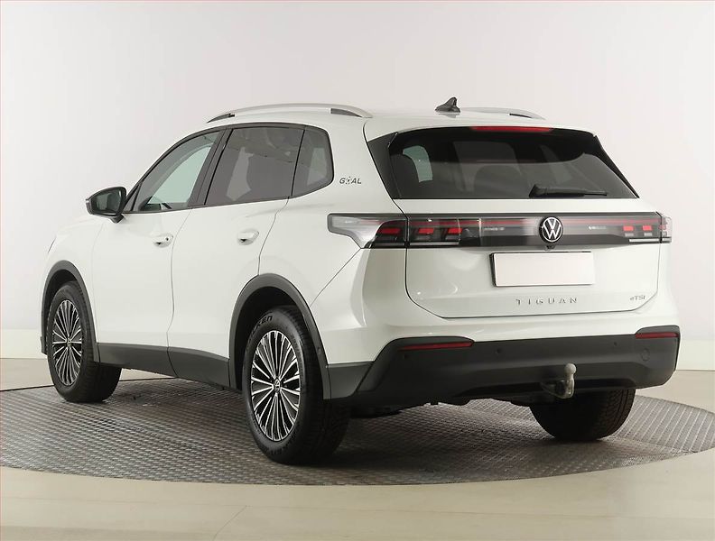 Volkswagen Tiguan (2025) Life 1.5 eTSI, digi klima - fotka 4 z 31