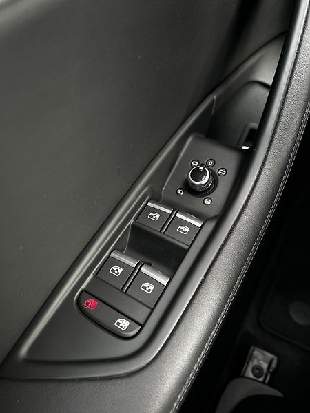 Audi A4 2.0TFSI 110kW S-Tronic DPH  - fotka 20 z 25