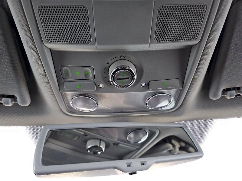 Škoda Yeti (2009) 1.2TSI 77kW  Ambition, panoram - fotka 8 z 21
