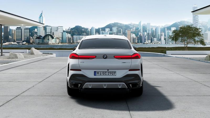 BMW X6 xDrive40d - fotka 6 z 14
