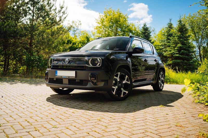 Renault 4 E-TECH (2026) 52 kWh - fotka 5 z 33