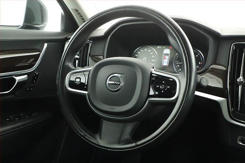 Volvo V90 (2019) D5 AWD, 4x4,Automat,Kůže - fotka 11 z 26