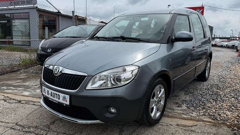 Škoda Roomster (2010) 1.2TSi 77kW *DSG*ALU*Klima* - fotka 1 z 22