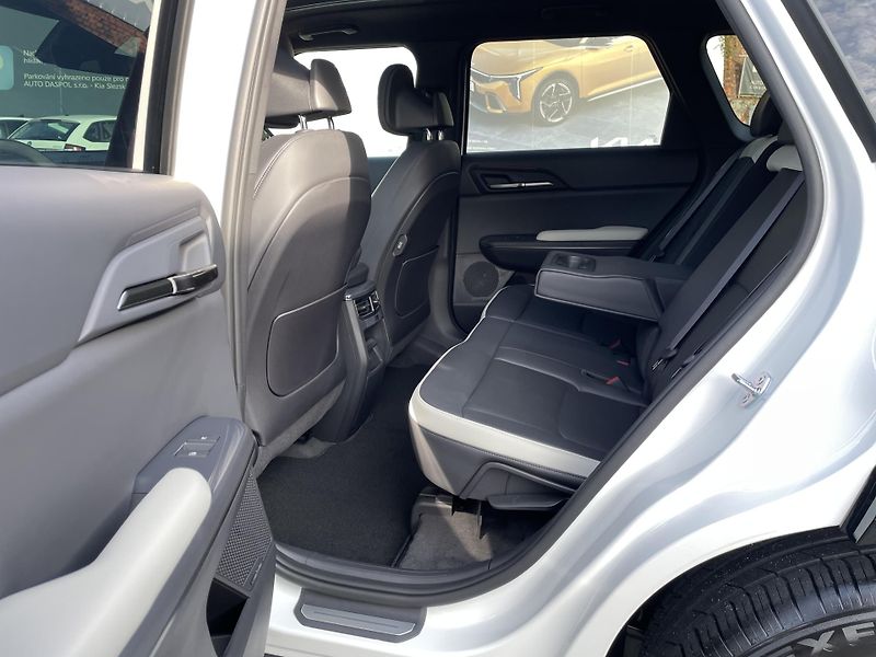 Kia EV5 (2026) 4x4 GT-Line EvoPark+Tech+PNS - fotka 21 z 28