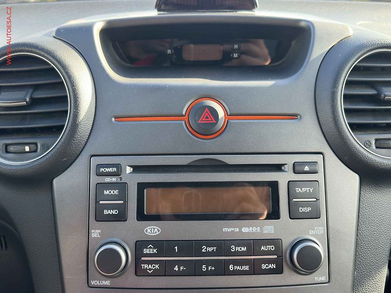 Kia Carens (2009) 2.0CRDi, 1.maj,ČR, AAC - fotka 12 z 14