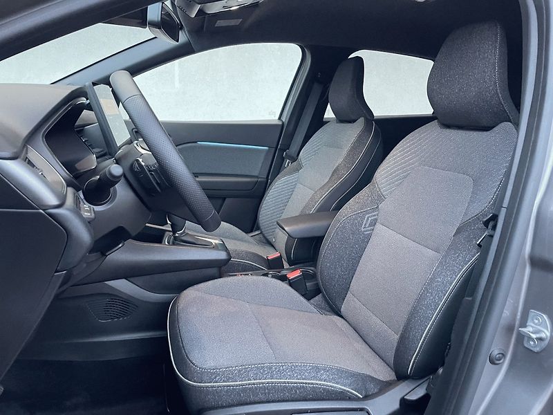 Renault Captur (2025) TECHNO 1,3TCe 160k EDC - fotka 19 z 25