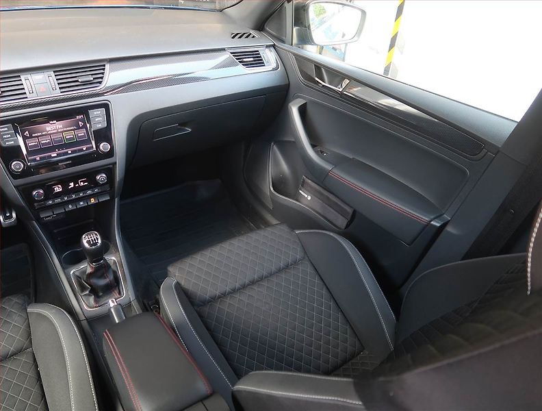 Škoda Rapid (2018) Monte Carlo 1.0 TSI - fotka 8 z 17