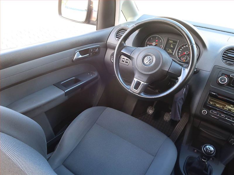 Volkswagen Caddy (2015) Maxi 1.6 TDI, 7Míst, SR, 1Maj - fotka 7 z 18