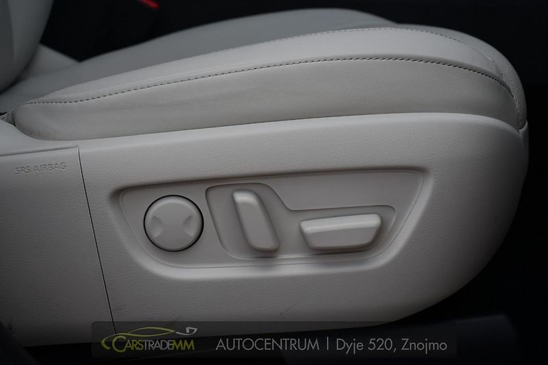 Mazda CX-60 2.5 PHEV TAKUMI ACC HUD BOSE - fotka 26 z 59