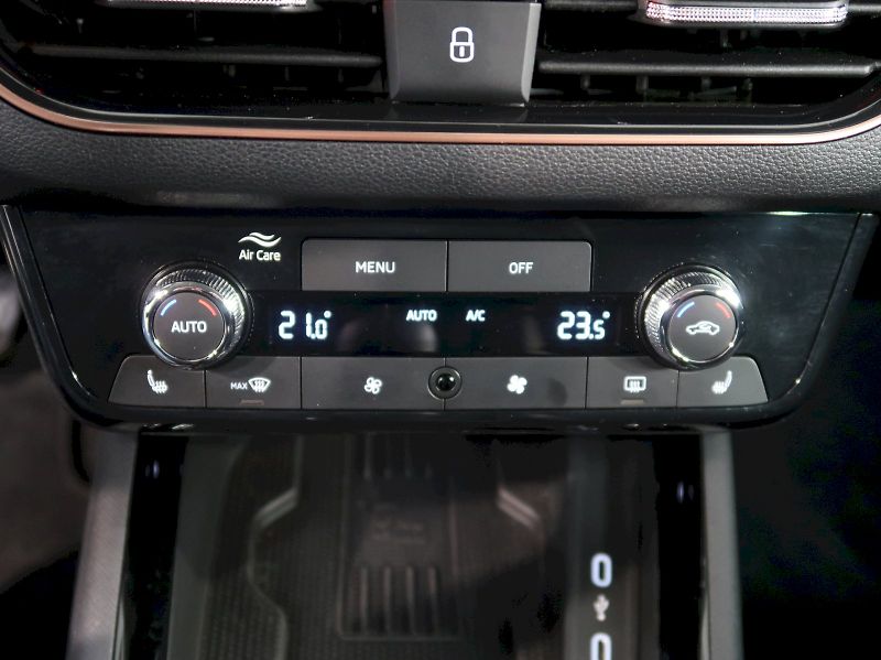 Škoda Scala (2025) TOP SELECTION 1.5TSI 110KW LED - fotka 26 z 35
