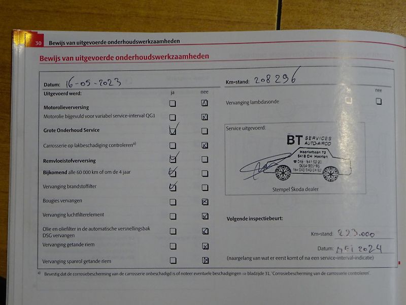 Škoda Octavia 1.2TSI 77kW NAVI TAŽNÉ SERVIS - fotka 36 z 39