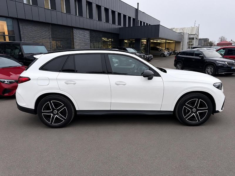 Mercedes-Benz GLC (2025) 220 d 4MATIC - fotka 8 z 23