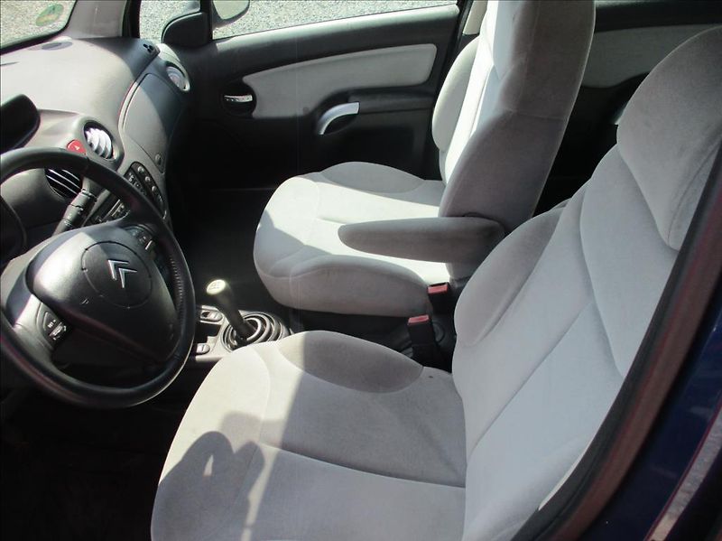 Citroën C3 1,4 i Exclusive, klima,servis, - fotka 11 z 29