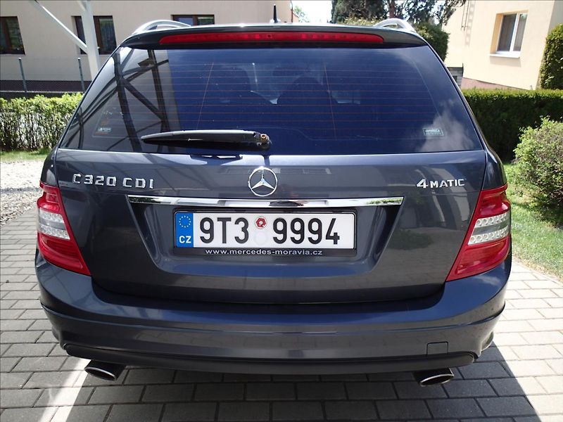 Mercedes-Benz Třídy C 3,0 165 kW, CDI, 4x4,Automat - fotka 4 z 34