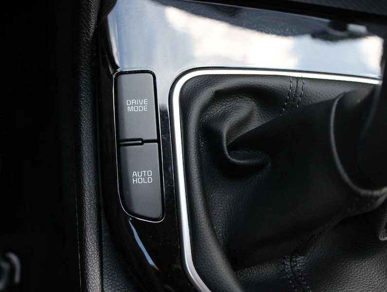 Kia Sportage (2023) 1.6 T-GDI 110kW Exlusive manuá - fotka 19 z 31