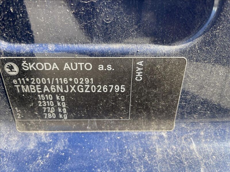 Škoda Fabia 1,0 MPi 44kw Klima Euro6 bez k - fotka 25 z 33