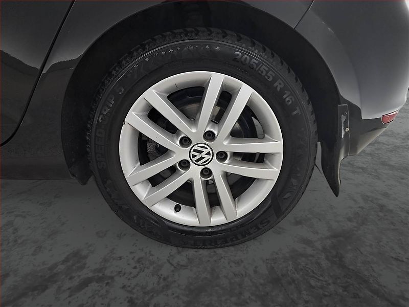 Volkswagen Golf (2011) Comfortline 1.4 TSI, Tempomat - fotka 15 z 15