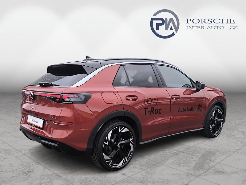 Volkswagen T-Roc R-Line 1,5 eTSI 110 kW 7DSG - fotka 2 z 22