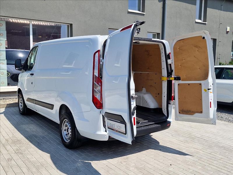 Ford Transit Custom 2.0TDCi Trend L1,ČR,1.Majitel - fotka 38 z 45