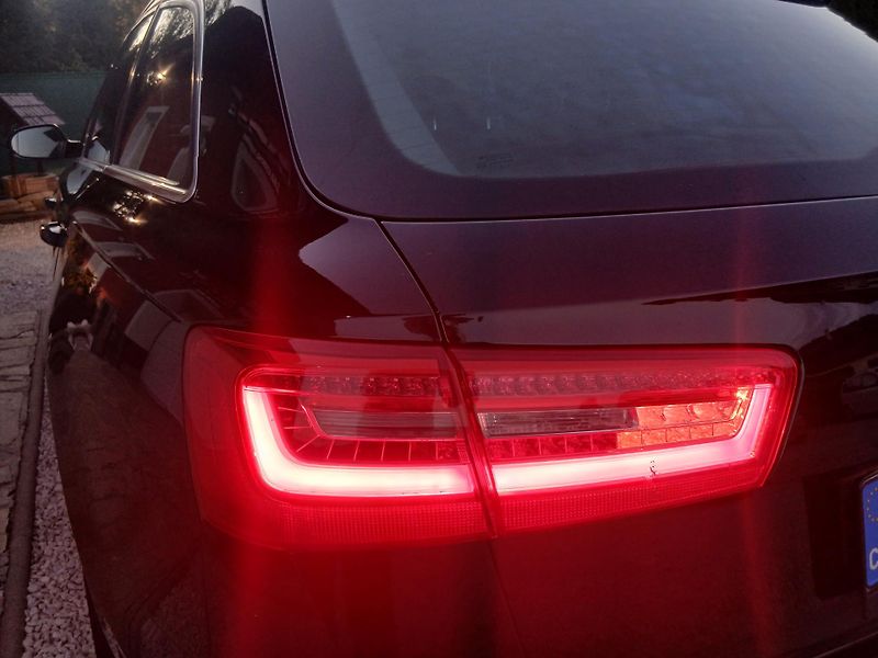 Audi A6 Avant 3.0 TDi - fotka 33 z 37