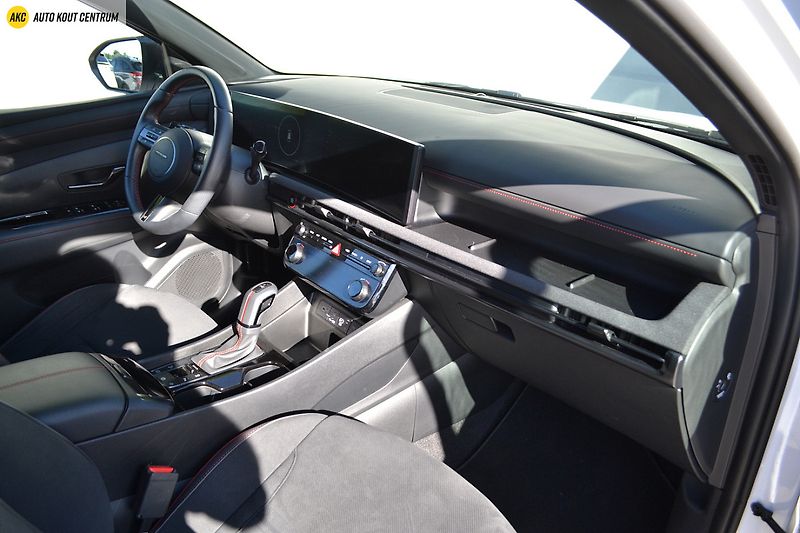 Hyundai Tucson 1,6 T-GDI-118KW N-LINE FL - fotka 11 z 61