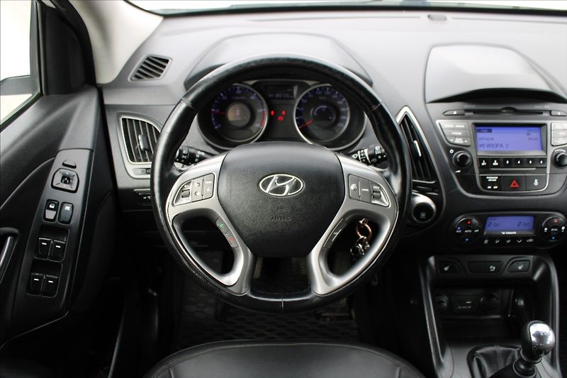 Hyundai ix35 1,7 CRDI  ČR,TRIKOLOR+,TAŽNÉ - fotka 10 z 28
