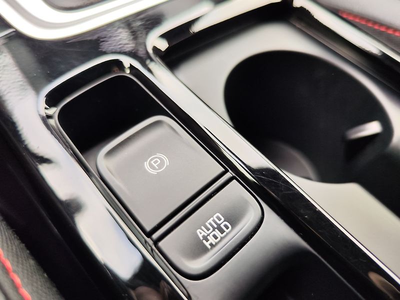 Kia Pro_Ceed 1.6 T-GDI/150kW GT DCT - fotka 27 z 37