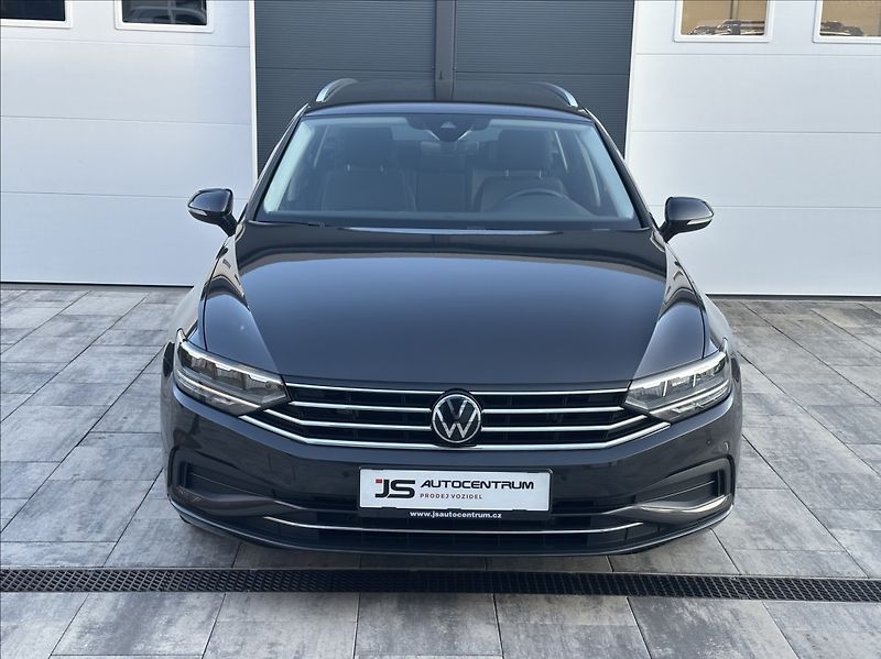 Volkswagen Passat 1,5 TSI 150PS  Business DSG - fotka 3 z 53
