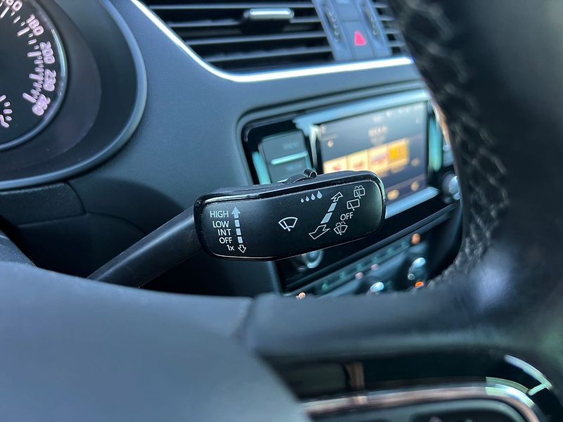 Škoda Octavia 1,6 TDi 81kW STYLE-KAMERA.P - fotka 24 z 42