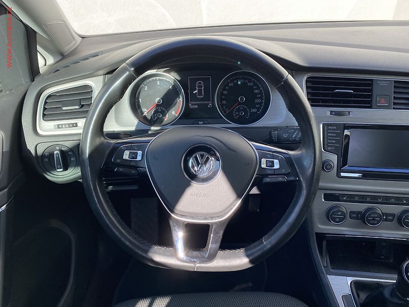 Volkswagen Golf (2014) 2.0 TDi 4x4, Comfortline - fotka 11 z 16