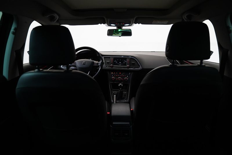 Seat Leon - fotka 25 z 32