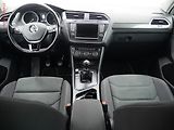 Volkswagen Tiguan (2017) 2.0 TDi, ČR, Comfortline - náhled 8