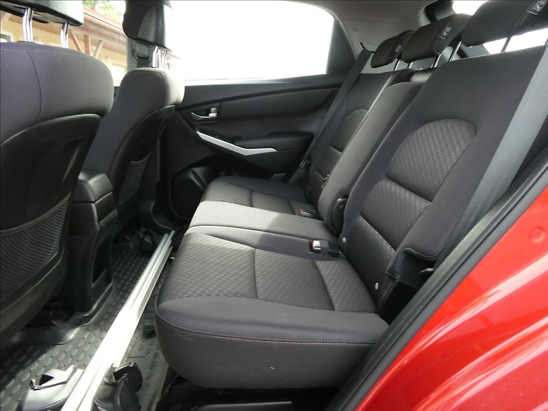 SsangYong Korando 2,0 e-XDi 110kW 4x4,po servise - fotka 15 z 42