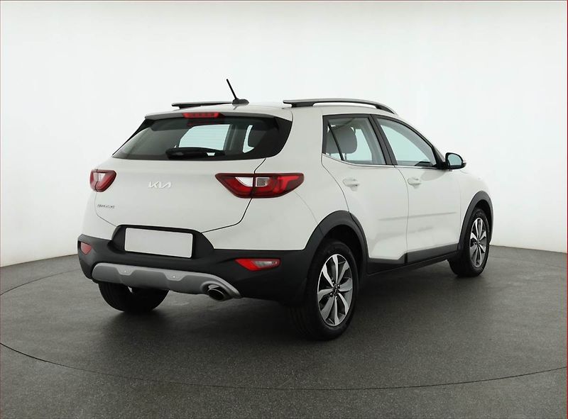 Kia Stonic (2022) 1.2 DPI, ČR,1.maj, Serv.kniha - fotka 5 z 18