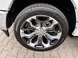 Dodge RAM 1500 LONGHORN 5.7 V8 HEMI eTOR - náhled 37