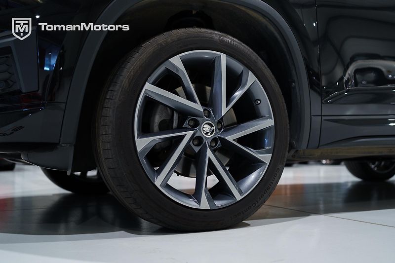 Škoda Kodiaq (2023) 2.0 TSI DSG 4x4 SPORTline - fotka 22 z 25