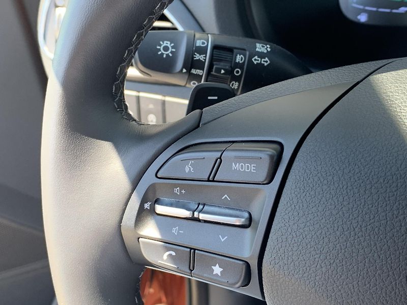 Hyundai i30 WG FAMILY 1.5 T-GDi 103kW DCT - fotka 15 z 29