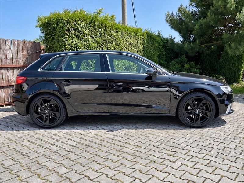 Audi A3 35 TFSi  LED  KLIMA  110kw - fotka 6 z 41
