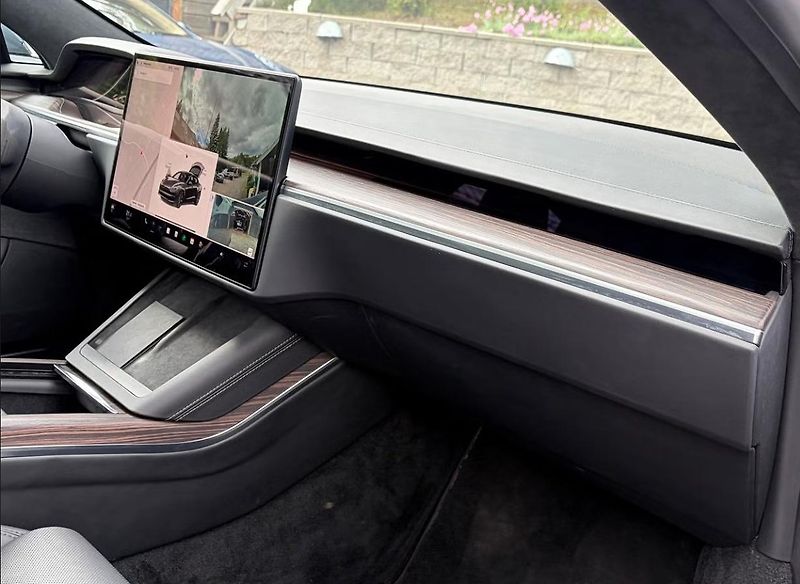Tesla Model S LR AWD Vzduch Pano Tažné Kam - fotka 13 z 19