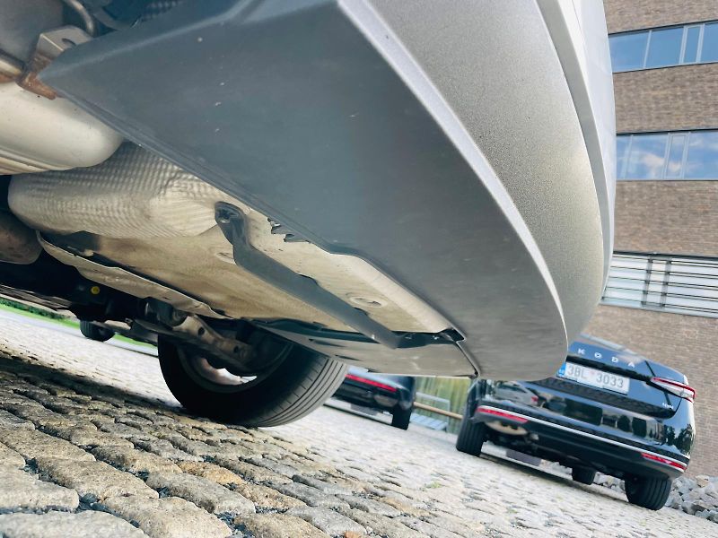 Audi A4 3.0TDI AUT KAMERA SERVISKA  - fotka 23 z 60