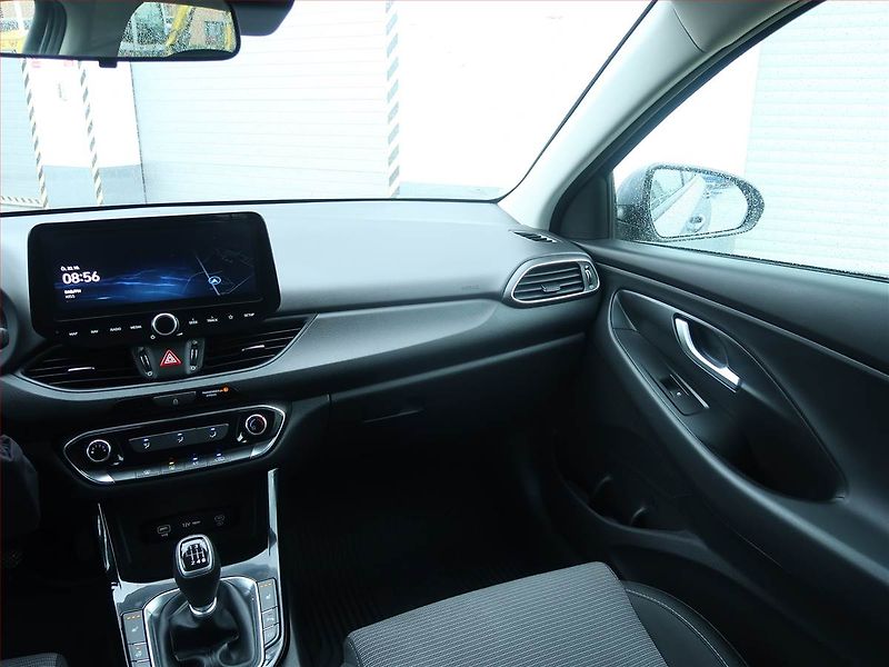 Hyundai i30 (2024) 1.5 DPI, Serv.kniha, Navi - fotka 8 z 20