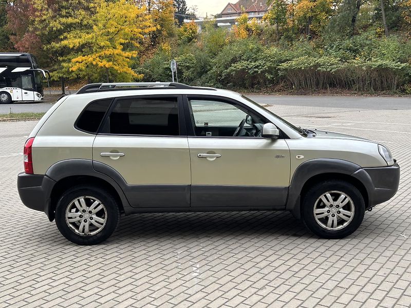 Hyundai Tucson (2006) 2.0 i 4x4 tažné - fotka 6 z 17